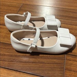Elegant White Kids' Mary Jane Sandals